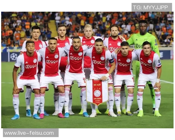 佛罗伦萨迎战史帕尔期待精彩对决分析两队近期状态与战术布局